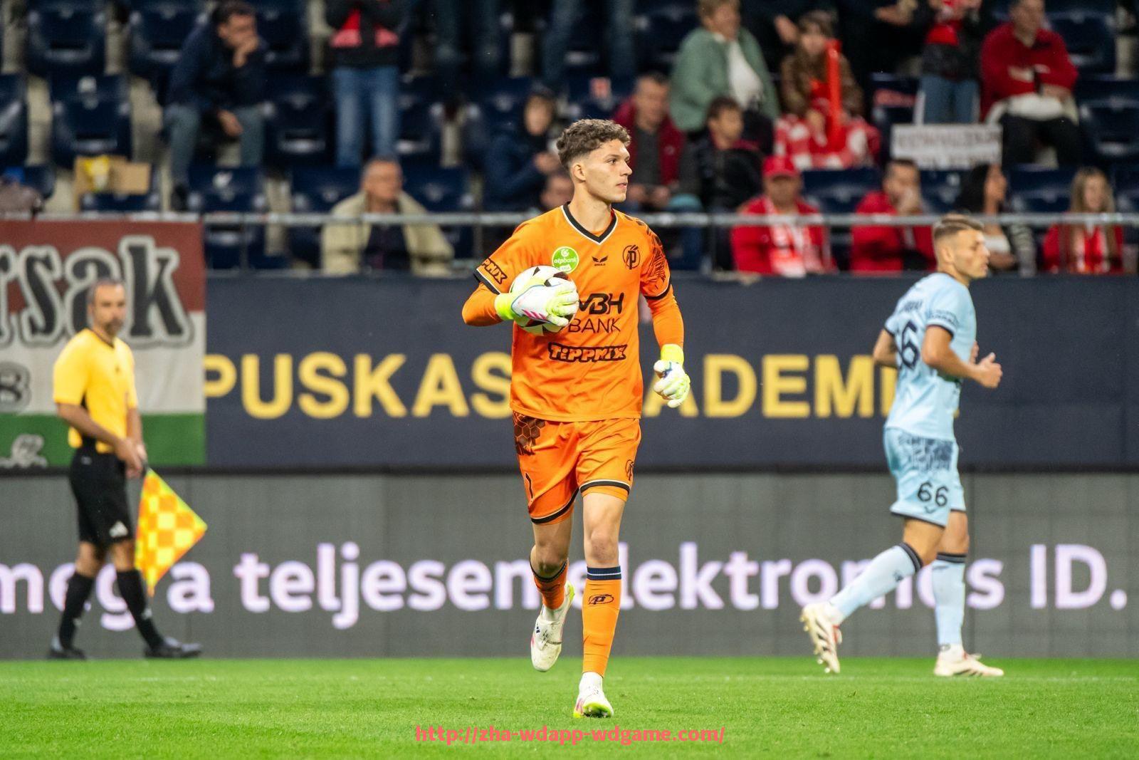 问鼎娱乐官网-热火队在2024年东部半决赛中为何未能延续黑八奇迹